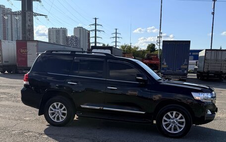 Toyota Land Cruiser 200, 2016 год, 7 600 000 рублей, 9 фотография