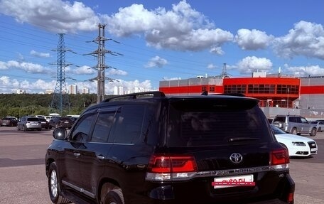 Toyota Land Cruiser 200, 2016 год, 7 600 000 рублей, 3 фотография
