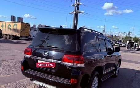Toyota Land Cruiser 200, 2016 год, 7 600 000 рублей, 6 фотография