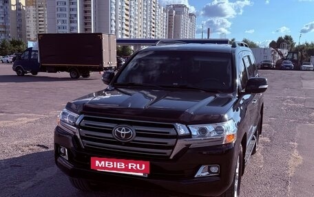 Toyota Land Cruiser 200, 2016 год, 7 600 000 рублей, 14 фотография