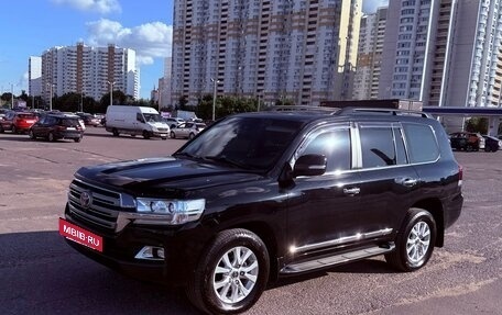 Toyota Land Cruiser 200, 2016 год, 7 600 000 рублей, 15 фотография