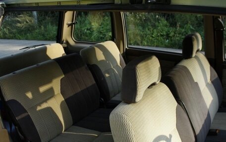 Nissan Prairie III, 1985 год, 590 000 рублей, 6 фотография