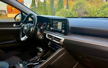 KIA K5, 2020 год, 2 350 000 рублей, 33 фотография
