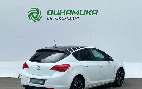 Opel Astra J, 2011 год, 615 000 рублей, 5 фотография
