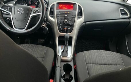 Opel Astra J, 2011 год, 615 000 рублей, 11 фотография