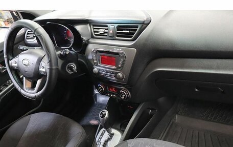 KIA Rio III рестайлинг, 2013 год, 930 800 рублей, 5 фотография