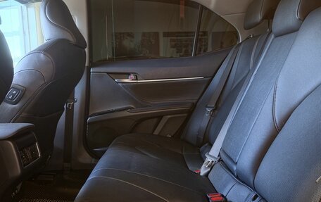 Toyota Camry, 2022 год, 3 290 000 рублей, 14 фотография
