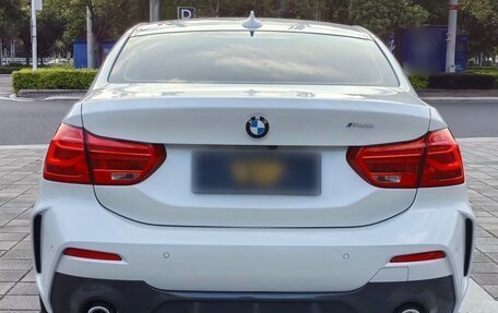 BMW 1 серия, 2022 год, 1 615 000 рублей, 5 фотография