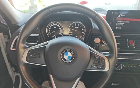 BMW 1 серия, 2022 год, 1 615 000 рублей, 10 фотография