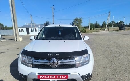 Renault Duster I рестайлинг, 2017 год, 1 350 000 рублей, 2 фотография