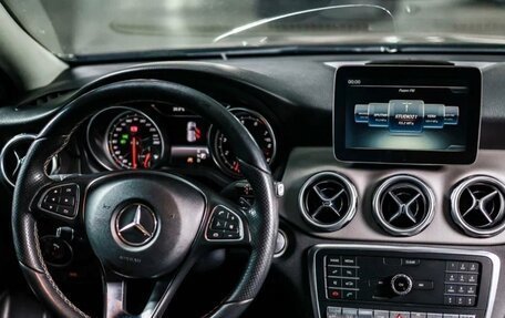Mercedes-Benz GLA, 2017 год, 2 200 000 рублей, 3 фотография