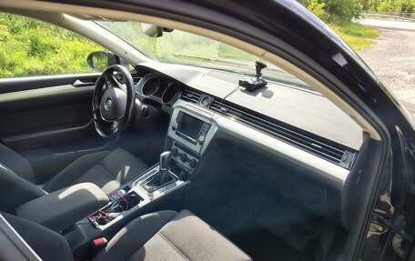Volkswagen Passat B8 рестайлинг, 2017 год, 2 300 000 рублей, 11 фотография
