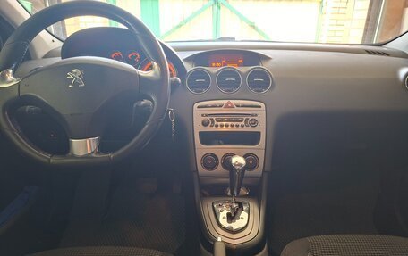 Peugeot 408 I рестайлинг, 2017 год, 850 000 рублей, 10 фотография