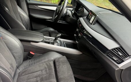 BMW X5, 2017 год, 4 000 000 рублей, 11 фотография