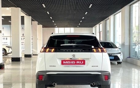 Peugeot 2008 II, 2023 год, 1 550 000 рублей, 5 фотография