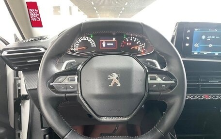 Peugeot 2008 II, 2023 год, 1 550 000 рублей, 8 фотография