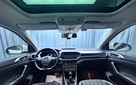 Volkswagen T-Cross I, 2022 год, 1 720 000 рублей, 7 фотография