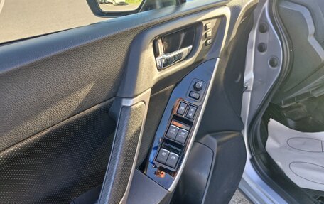 Subaru Forester, 2017 год, 2 350 000 рублей, 9 фотография