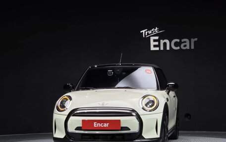MINI Cabrio, 2022 год, 1 976 000 рублей, 4 фотография