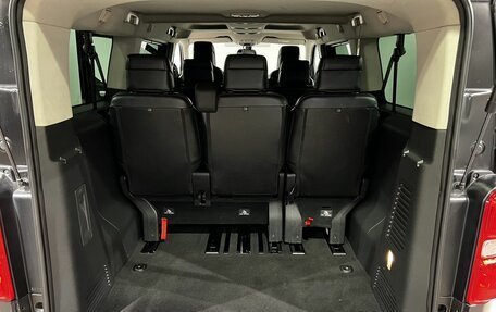 Peugeot Traveller I, 2021 год, 2 690 000 рублей, 21 фотография