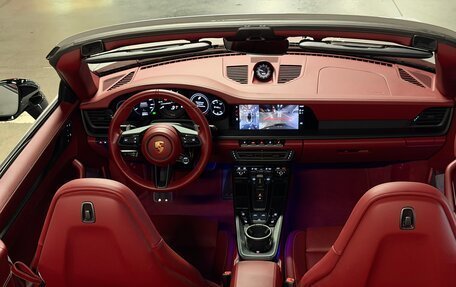 Porsche 911, 2021 год, 15 990 000 рублей, 18 фотография