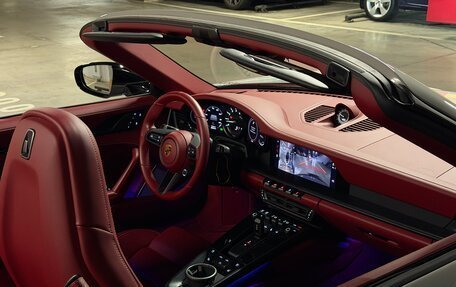 Porsche 911, 2021 год, 15 990 000 рублей, 19 фотография