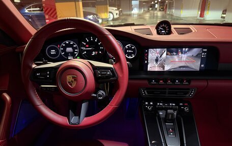 Porsche 911, 2021 год, 15 990 000 рублей, 23 фотография