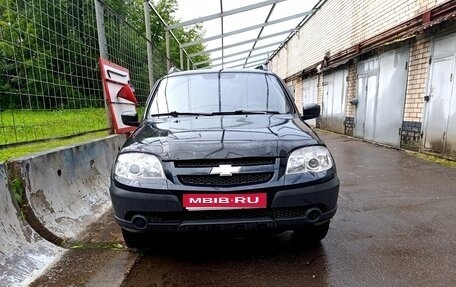 Chevrolet Niva I рестайлинг, 2013 год, 335 000 рублей, 1 фотография