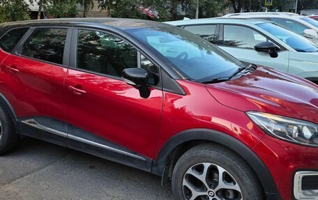 Renault Kaptur I рестайлинг, 2020 год, 1 550 000 рублей, 4 фотография