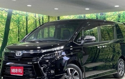 Toyota Voxy III, 2021 год, 1 790 000 рублей, 1 фотография