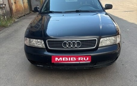 Audi A4, 1998 год, 385 000 рублей, 14 фотография