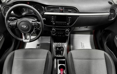 KIA Rio IV, 2018 год, 1 275 000 рублей, 10 фотография