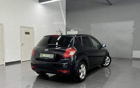 KIA cee'd I рестайлинг, 2011 год, 675 000 рублей, 2 фотография