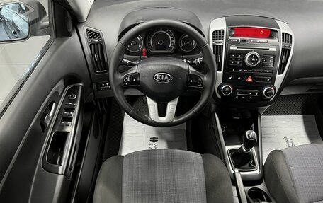 KIA cee'd I рестайлинг, 2011 год, 675 000 рублей, 11 фотография