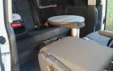 Volkswagen Multivan T5, 2013 год, 2 700 000 рублей, 25 фотография