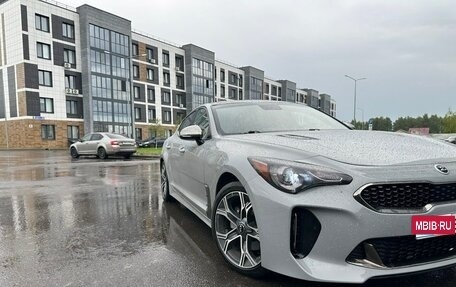 KIA Stinger I, 2020 год, 2 500 000 рублей, 3 фотография