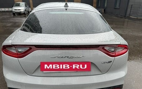 KIA Stinger I, 2020 год, 2 500 000 рублей, 2 фотография