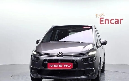 Citroen C4 Picasso II рестайлинг, 2018 год, 1 293 000 рублей, 3 фотография