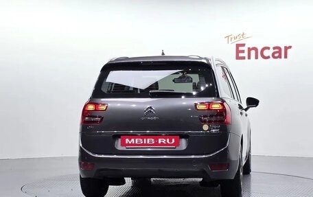 Citroen C4 Picasso II рестайлинг, 2018 год, 1 293 000 рублей, 4 фотография