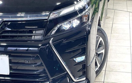 Toyota Voxy III, 2021 год, 1 790 000 рублей, 4 фотография