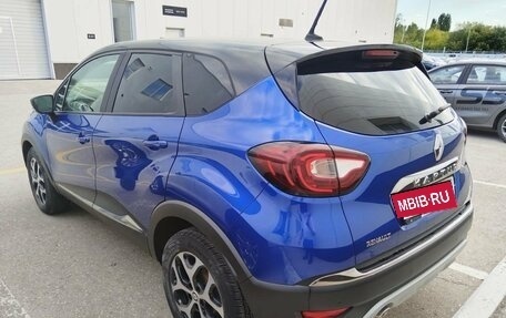 Renault Kaptur I рестайлинг, 2020 год, 1 495 000 рублей, 2 фотография