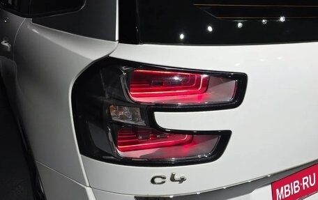 Citroen C4 Picasso II рестайлинг, 2018 год, 1 968 000 рублей, 7 фотография