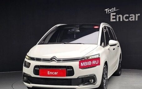 Citroen C4 Picasso II рестайлинг, 2018 год, 1 594 000 рублей, 3 фотография