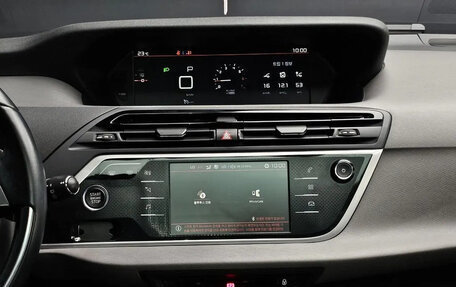 Citroen C4 Picasso II рестайлинг, 2018 год, 1 594 000 рублей, 18 фотография