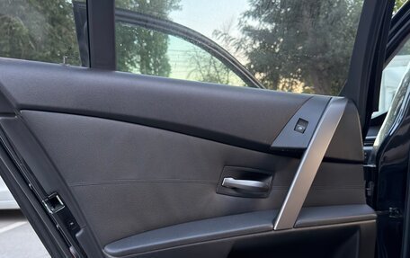 BMW 5 серия, 2006 год, 780 000 рублей, 14 фотография