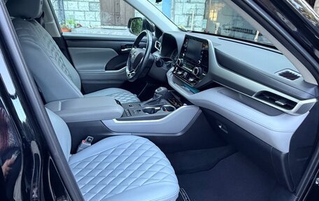 Toyota Highlander, 2021 год, 4 590 000 рублей, 7 фотография