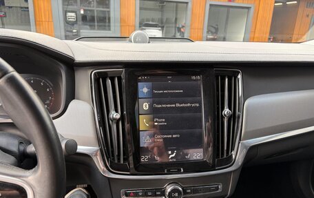 Volvo S90 II рестайлинг, 2017 год, 2 550 000 рублей, 12 фотография