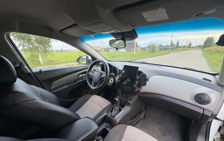 Chevrolet Cruze II, 2011 год, 450 000 рублей, 5 фотография