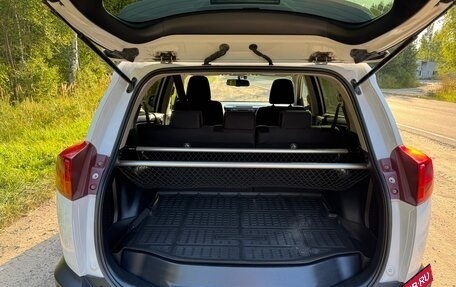 Toyota RAV4, 2013 год, 1 700 000 рублей, 9 фотография