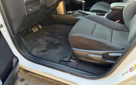 Toyota RAV4, 2013 год, 1 700 000 рублей, 16 фотография
